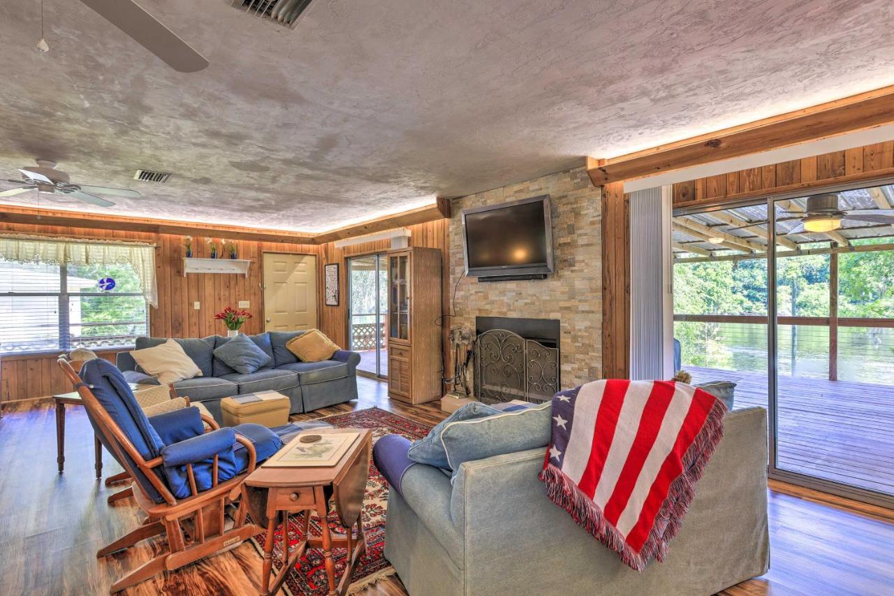 Charming Abode With Dock On The Suwannee River Bell Exterior foto